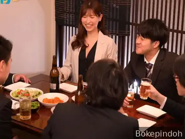 Bangun Mabuk Telanjang Bareng Rekan Kerja Bohay