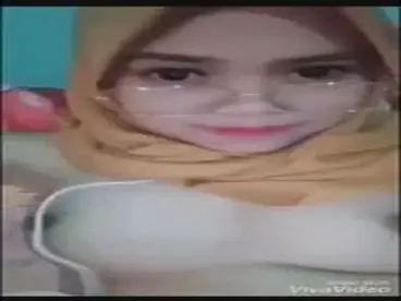 Cewe Imut Colmek