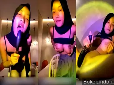 Cewek cantik body seksi coli pakai sextoy di live