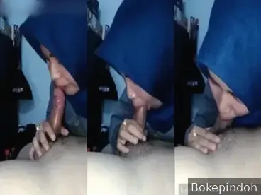 Ibu Muda Dispong Jilboobs Ngewe Gila di Kamar Mandi