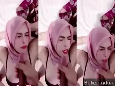 Nyemprot Peju Kental di Muka Pacar Cantik Horny Abis